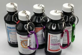 Wockhardt Sirup bestellen. Wockhardt Sirup online bei Medic Zone Lab bestellen. Schnelle Lieferung in ganz Europa.Vertrauenswürdige Online-Apotheke.