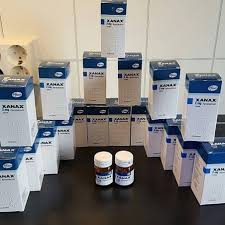 Alprazolam (Xanax) 2 mg kaufen, Kaufen Sie Xanax (Alprazolam) 2 mg online, Online-Verkauf von Alprazolam (Xanax) 2 mg von MEDICZONELAB.COM.