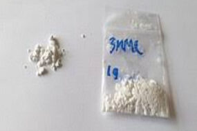 3-MMC online bestellen. Hochpotentes 3-MMC ist online bei MEDIC ZONE LAB erhältlich. Hochreine Qualität auf Lager. Premium-Forschungschemikalien im Shop.