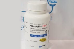 kaufen Vicodin Ein Vergleich mit Percocet und Norco.kaufen Vicodin Ein Vergleich mit Percocet und Norco.Entdecken Sie Schmerzlinderung.