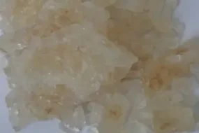 Die beste 2-CMC-Kristalle Forschungschemikalie online,2-CMC-Kristalle Forschungschemikalie,Der Begriff 2CMC bezeichnet meist 2-Chlormethcathinon.